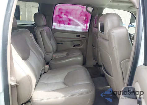 2004 GMC Yukon Xl 1500 Denali z USA, uszkodzony, nr VIN 1GKFK66U64JS63535